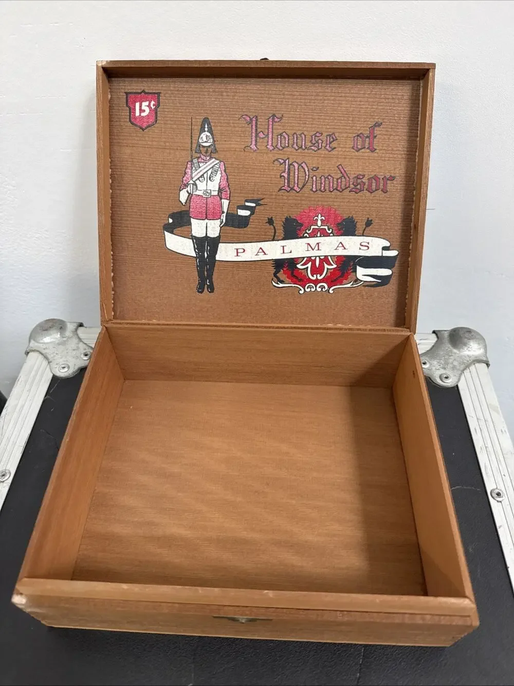 House Of Windsor Palmas Cigar Box 15 Cents Decorative Wooden Box